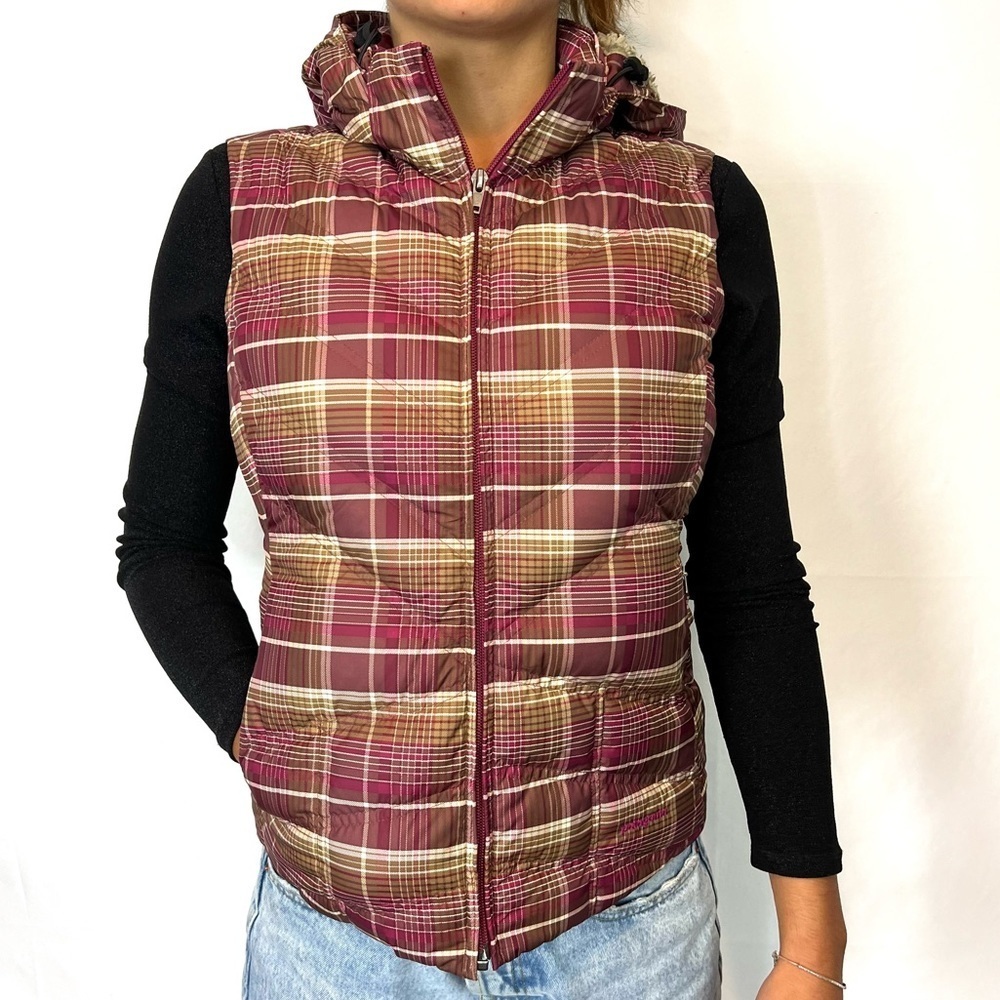 Patagonia sleeveless hooded Plaid Down full zip vest XS